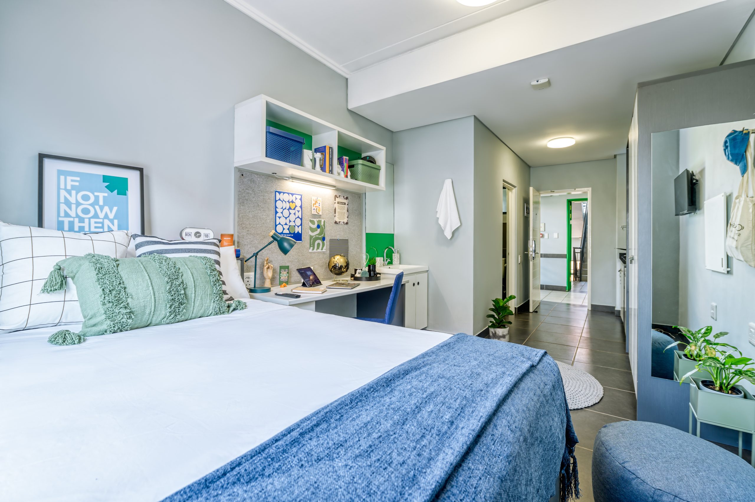 <span>Independent</span> Platinum